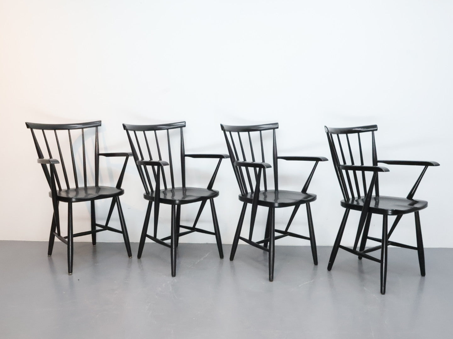 Vintage spijlenstoel | Armleuningen | Zwart | Set van 4