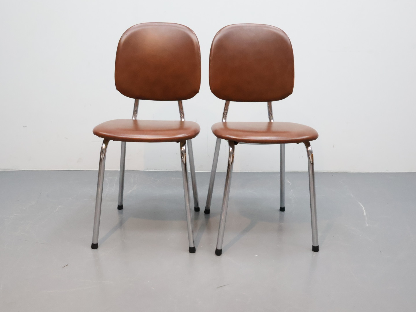 Vintage buisframe stoelen / buisframe skai / metaal bruin / Set van 2